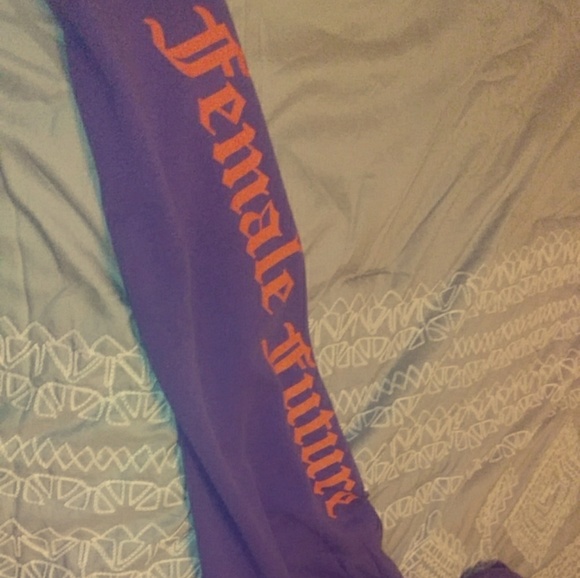 Croped hoodie - Picture 5 of 5